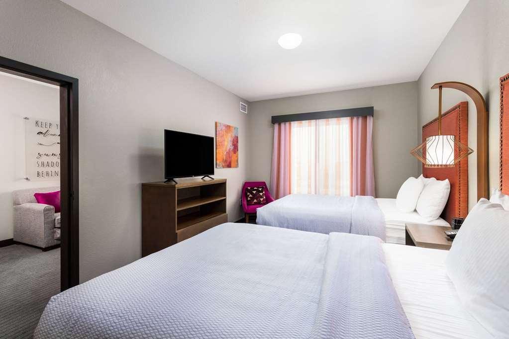 La Quinta Inn & Suites By Wyndham Augusta Fort Eisenhower Habitación foto